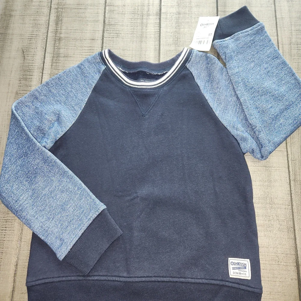 NWT Oshkosh B'gosh Navy and Blue Kids Raglan Sweatshirt